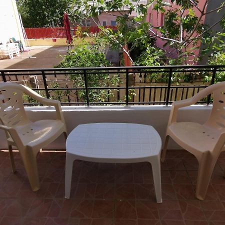 Vila Alphecca Костинешти Экстерьер фото
